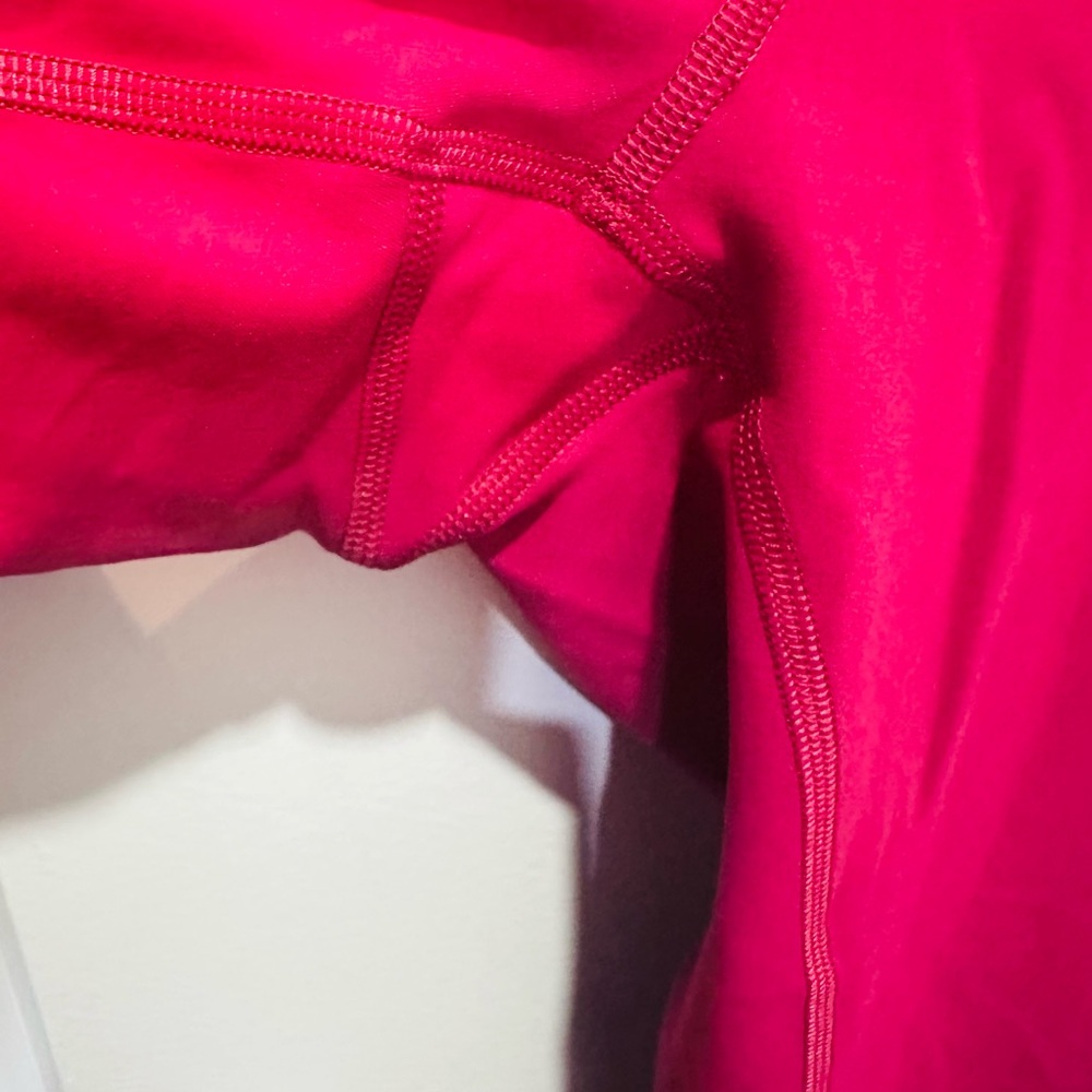Lululemon Raspberry Leggings Wunderunder with pockets - Picture 7 of 8
